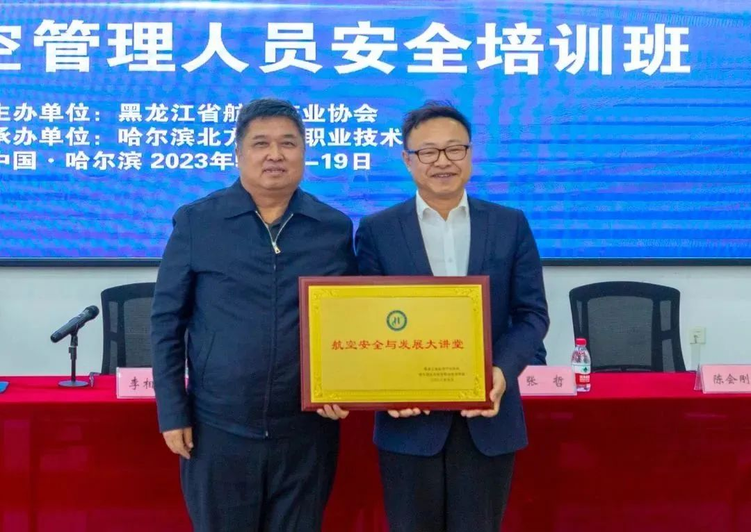 1685494814502355.png 1685494814502355.png