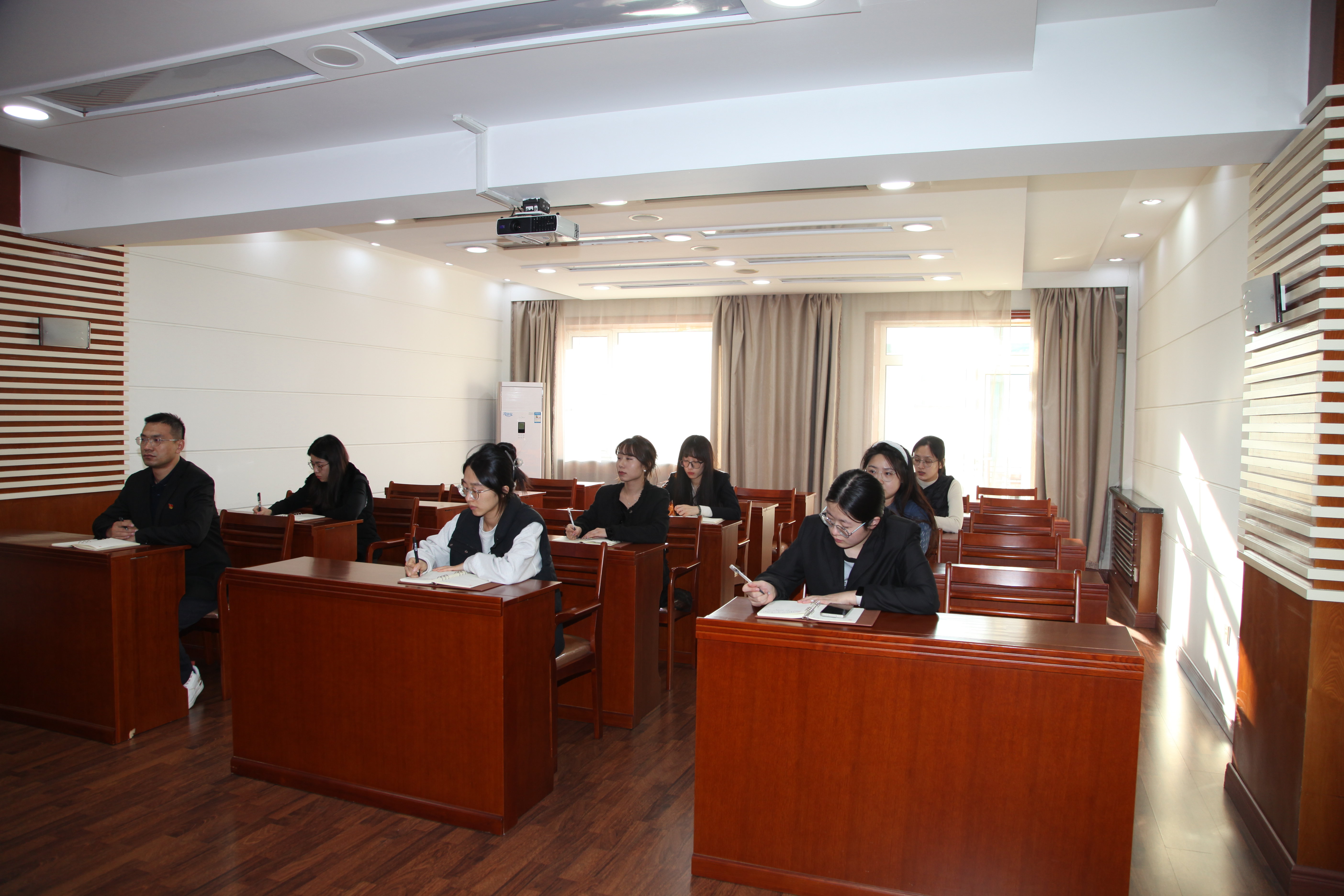 1701995353660234.jpg 1701995353660234.jpg