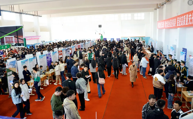 1736839357321366.png 1736839357321366.png