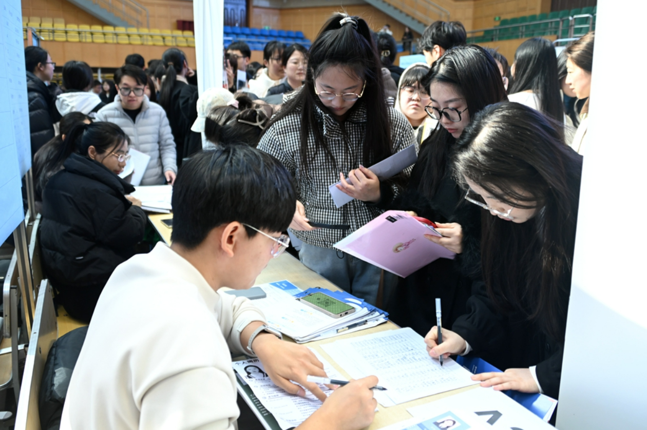 1742735457277377.png 1742735457277377.png