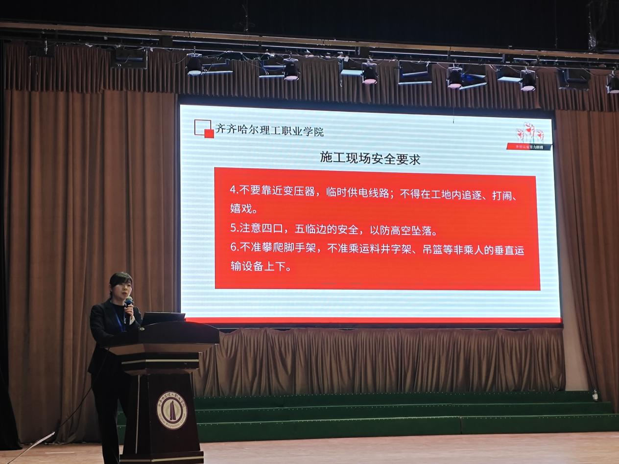 1745563711716527.png 图片2.png